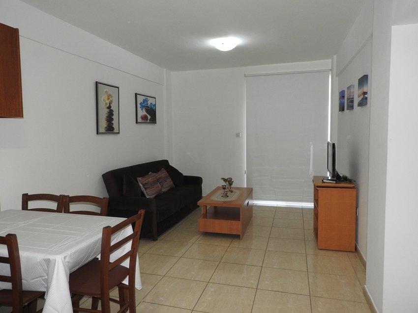 One Bedroom Aptm لارنكا المظهر الخارجي الصورة